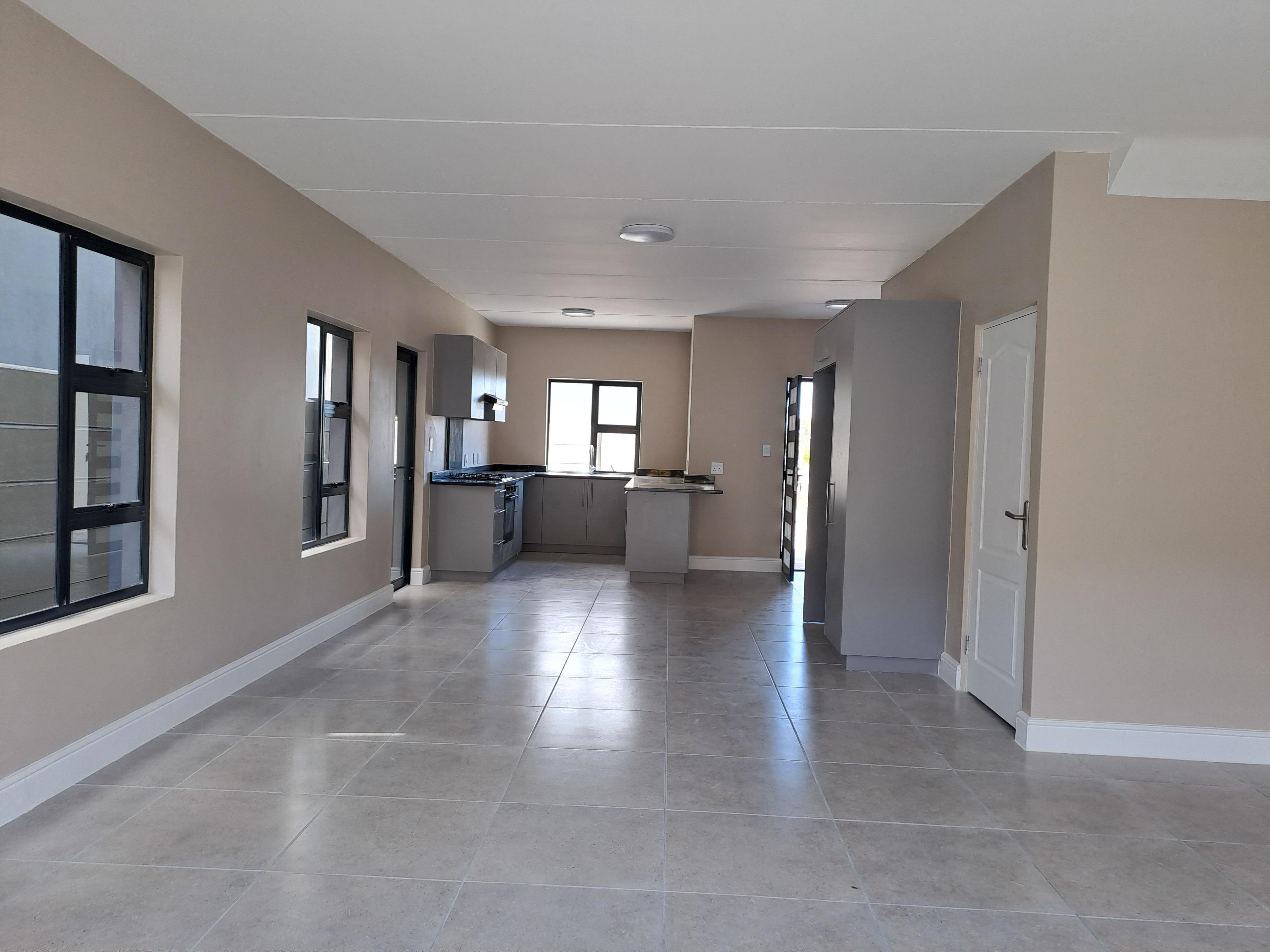 3 Bedroom Property for Sale in Sea Breeze Western Cape